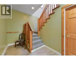 4836 Spring Rd, Saanich, BC V9E2E4 Photo 49