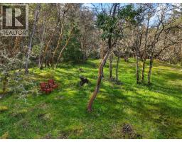 4836 Spring Rd, Saanich, BC V9E2E4 Photo 57