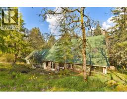 4836 Spring Rd, Saanich, BC V9E2E4 Photo 65