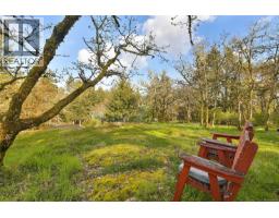 4836 Spring Rd, Saanich, BC V9E2E4 Photo 68