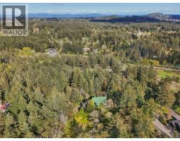 4836 Spring Rd, Saanich, BC V9E2E4 Photo 84
