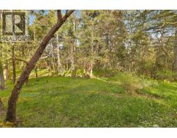 4836 Spring Rd, Saanich, BC V9E2E4 Photo 98