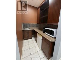 206/208 - 2260 Bovaird Drive E, Brampton, ON L6R3J5 Photo 33