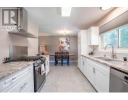 100 Parkdale Dr, Sault Ste  Marie, ON P6A4C8 Photo 13