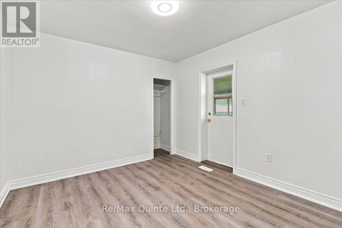 106 WHITES ROAD - 13