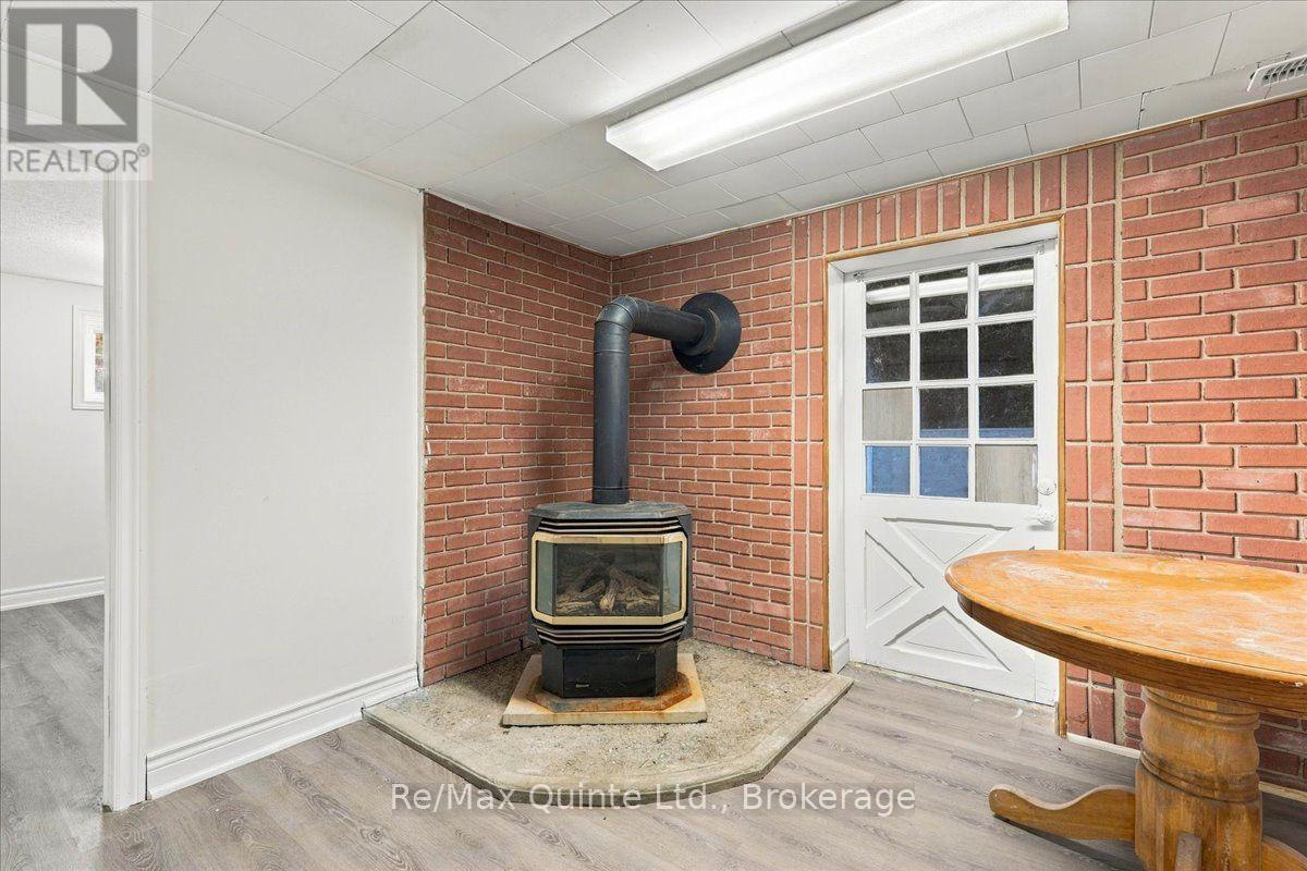 106 WHITES ROAD - Image 18