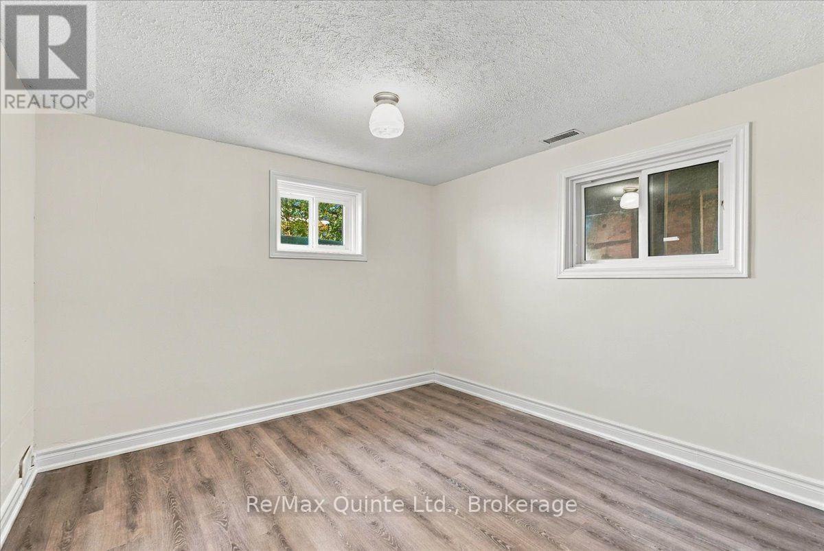 106 WHITES ROAD - 19