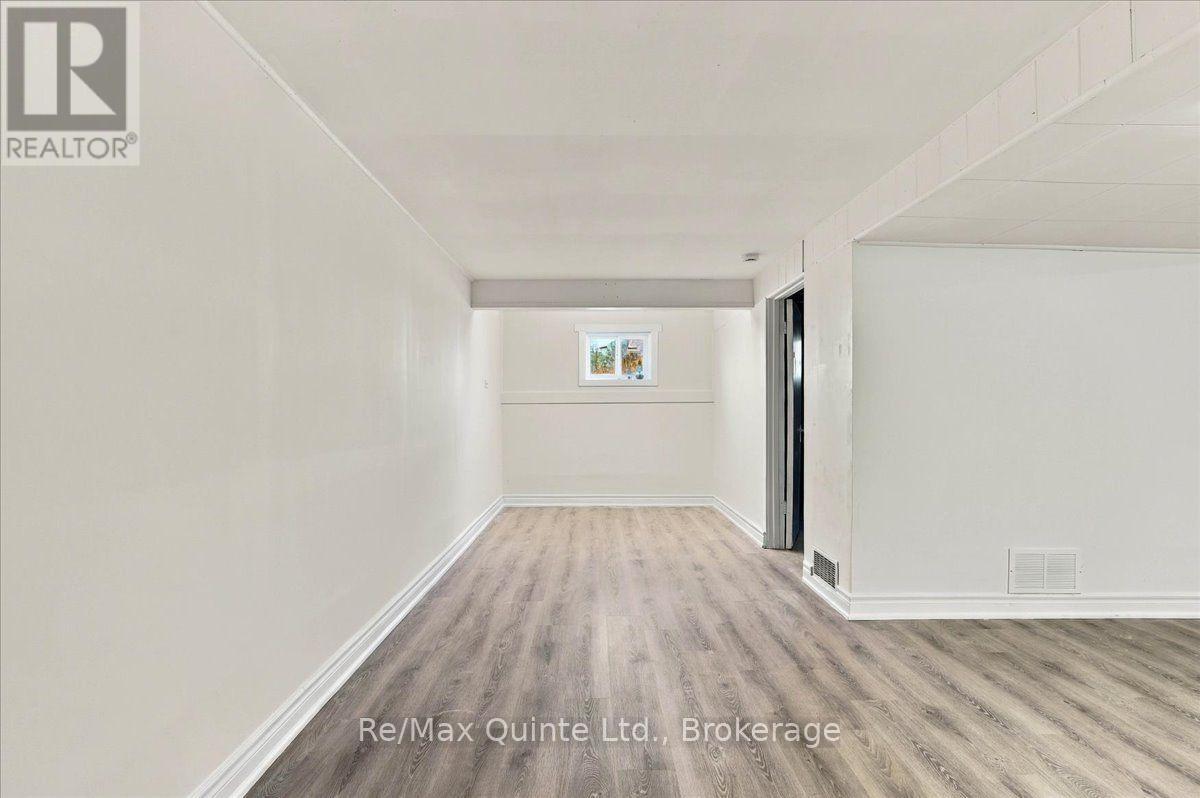 106 WHITES ROAD - Image 20