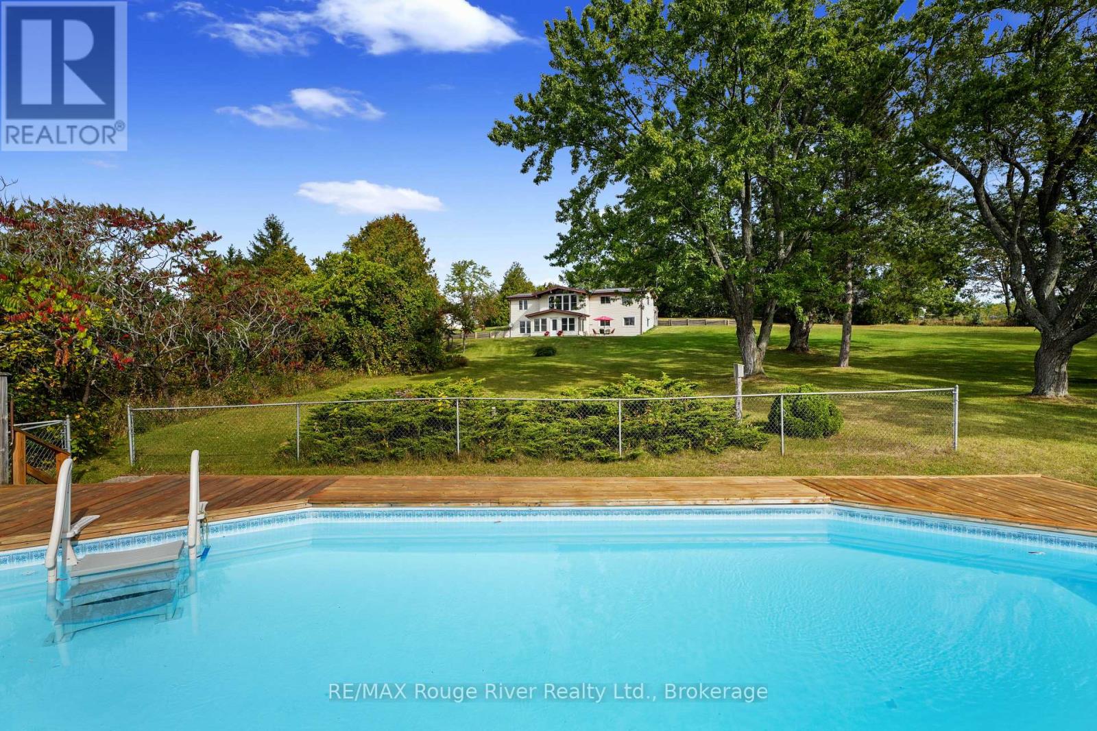 217 GODOLPHIN ROAD - Image 24