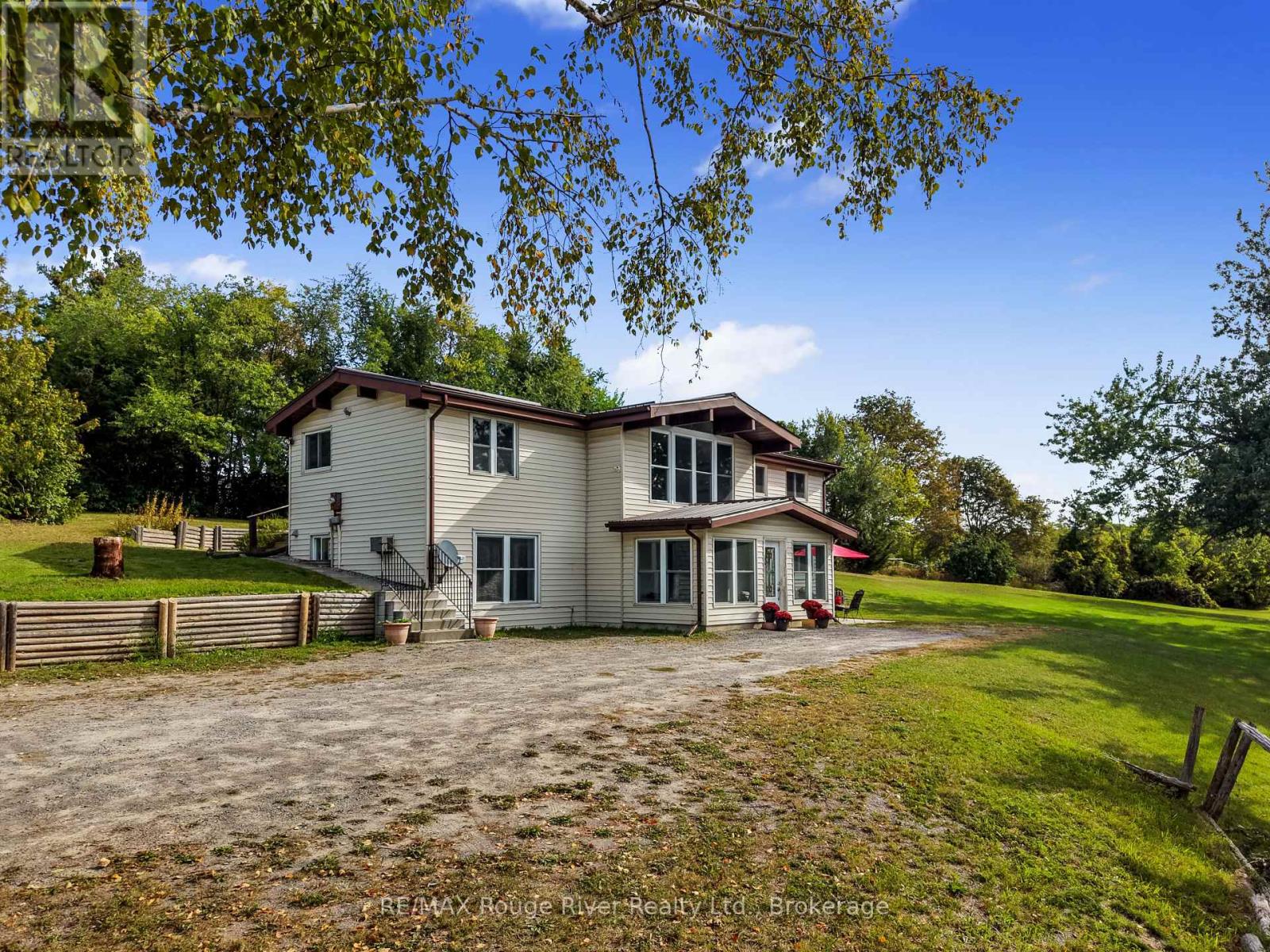 217 GODOLPHIN ROAD - Image 26