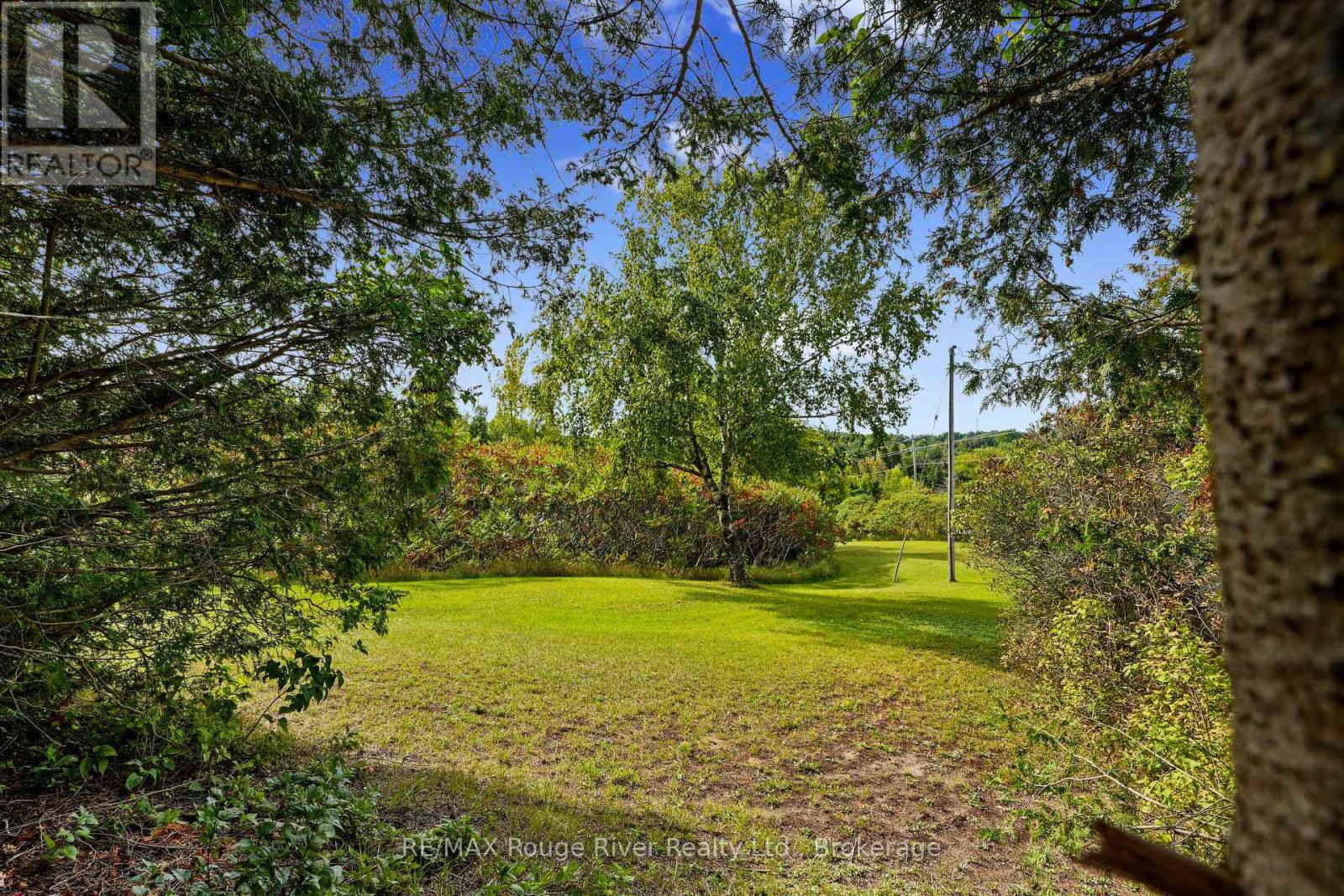 217 GODOLPHIN ROAD - Image 42