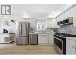 Mud room - 350 Ontario Street, Cobourg, ON K9A3B8 Photo 7