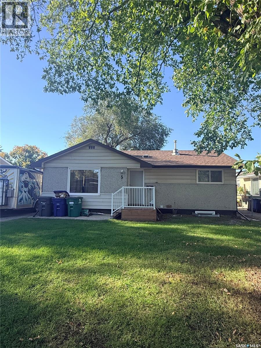 5 Malta CRESCENT, Saskatoon