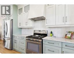 2pc Bathroom - 1128 17 Avenue Nw, Calgary, AB T2M0P6 Photo 14