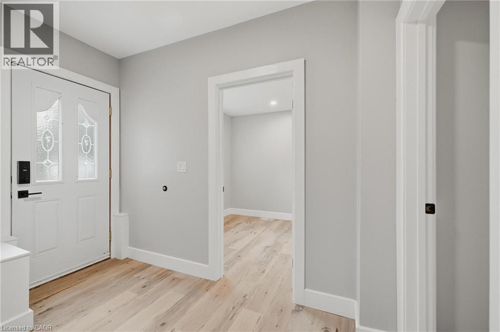 756 INKERMAN Street E - 11