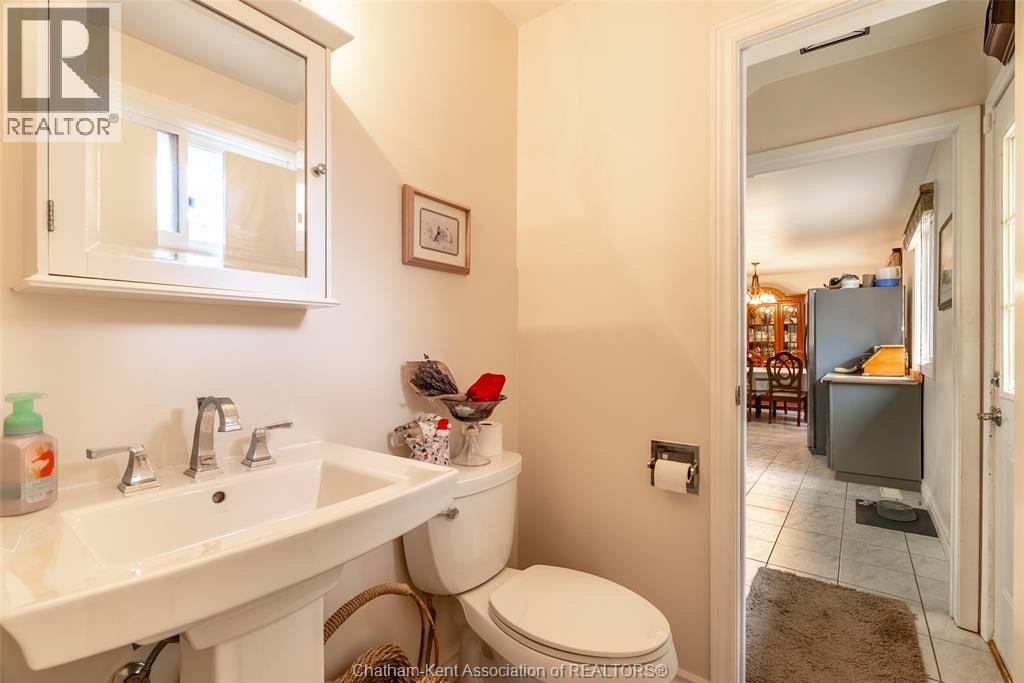 591 King STREET West - 14