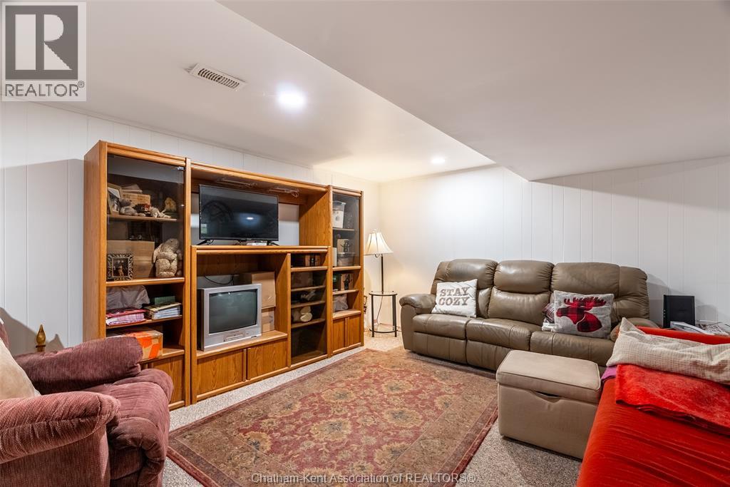 591 King STREET West - 19