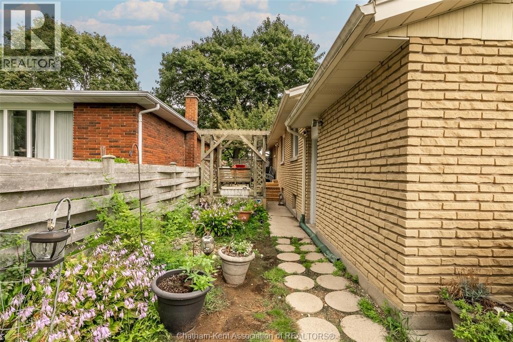 591 King STREET West - Image 29