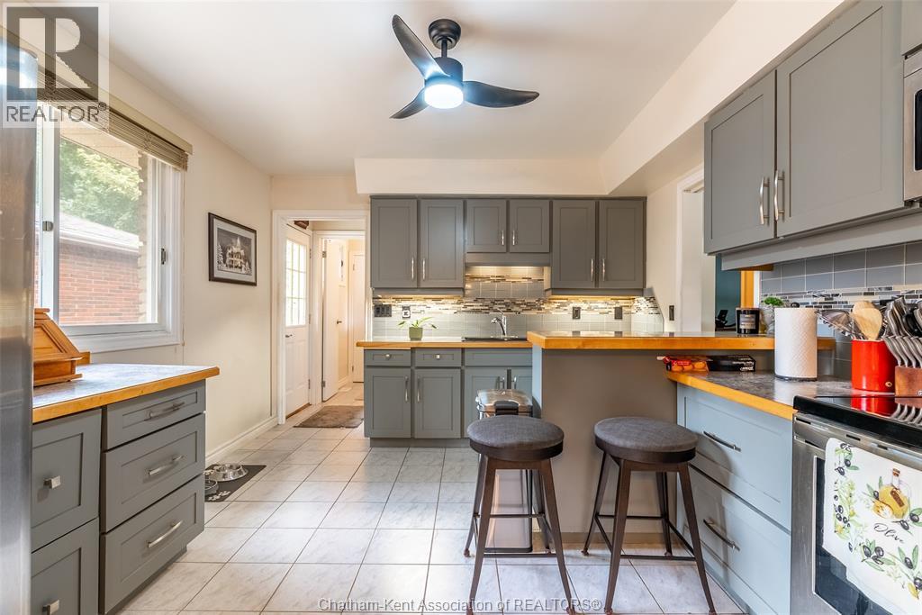 591 King STREET West - 9