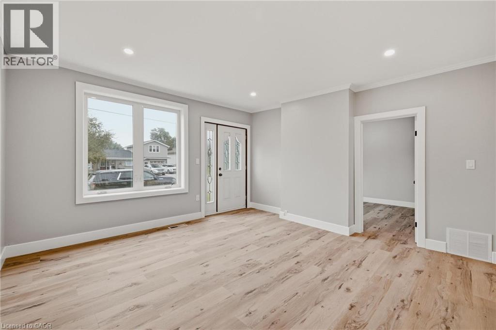 756 INKERMAN Street E - 15