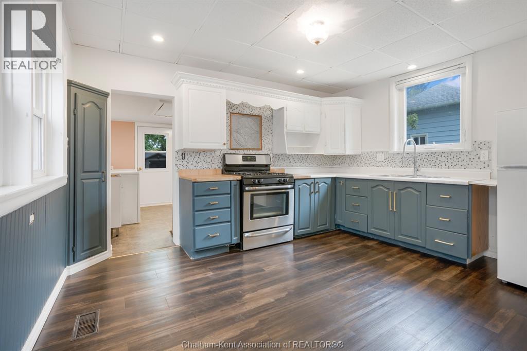 196 Raleigh STREET - 11