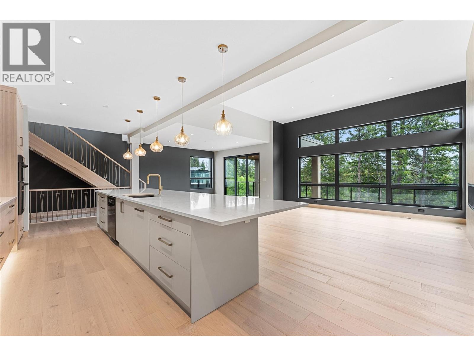 10313 Long Road - Image 4