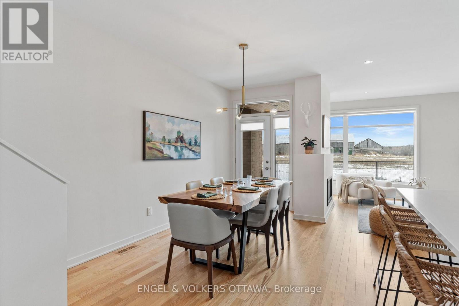 168 SHUTTLEWORTH DRIVE - 12
