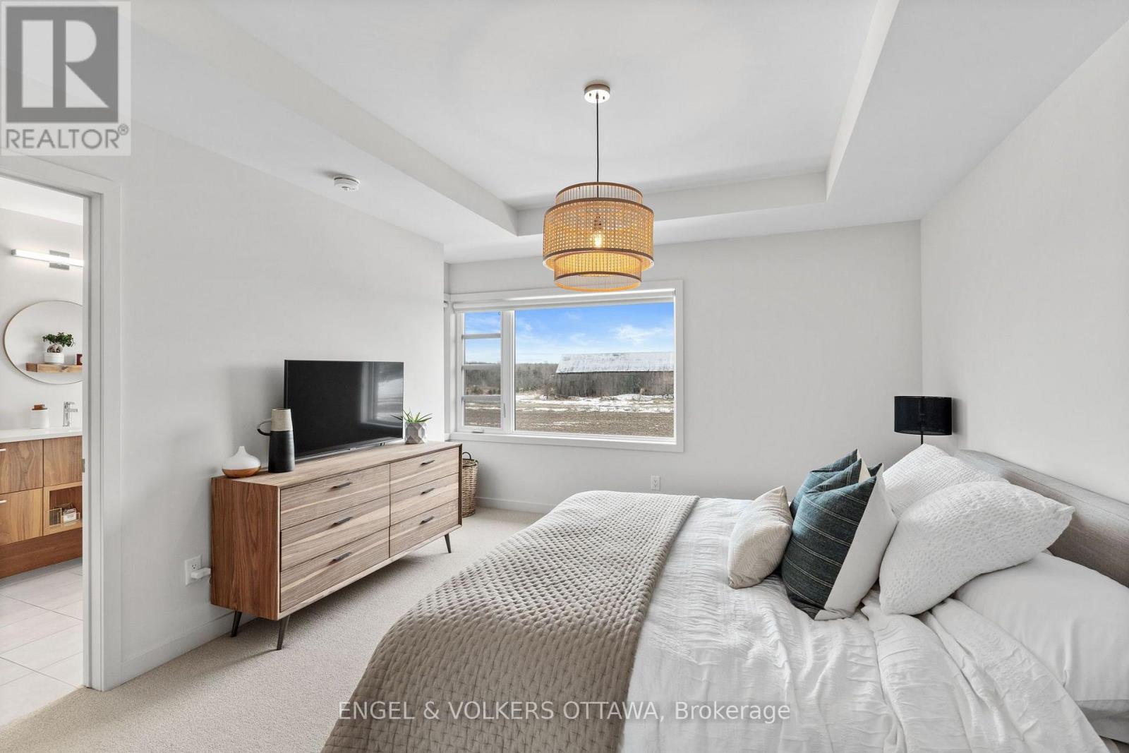 168 SHUTTLEWORTH DRIVE - Image 21