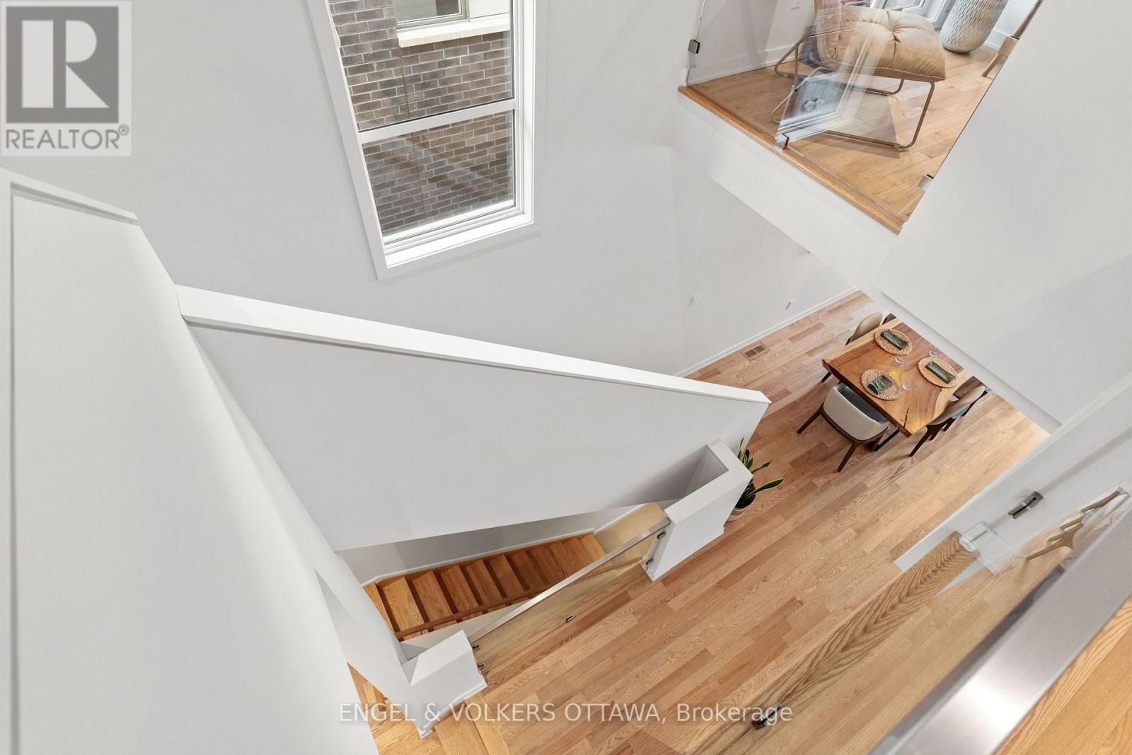 168 SHUTTLEWORTH DRIVE - Image 33