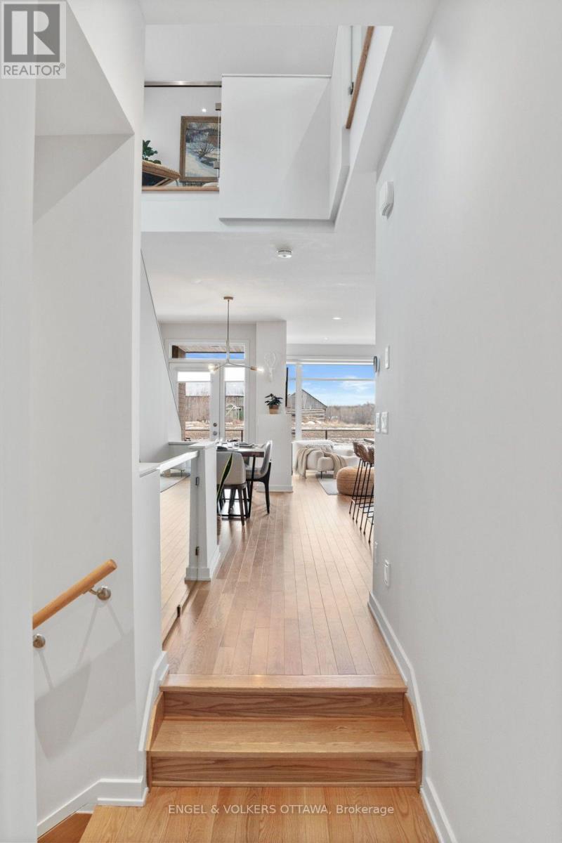 168 SHUTTLEWORTH DRIVE - Image 37