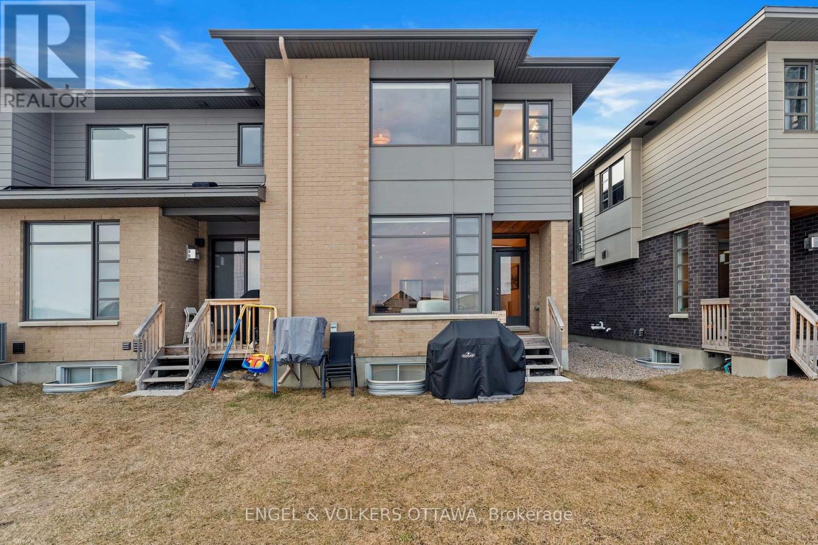 168 SHUTTLEWORTH DRIVE - Image 39