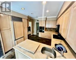 36 Forest Wood, Toronto, ON M5N2V9 Photo 14
