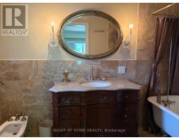 36 Forest Wood, Toronto, ON M5N2V9 Photo 23