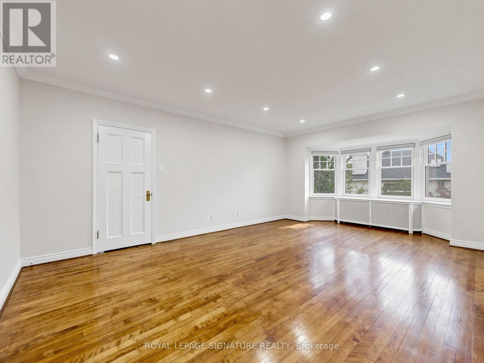 92 INGLEWOOD DRIVE - 21