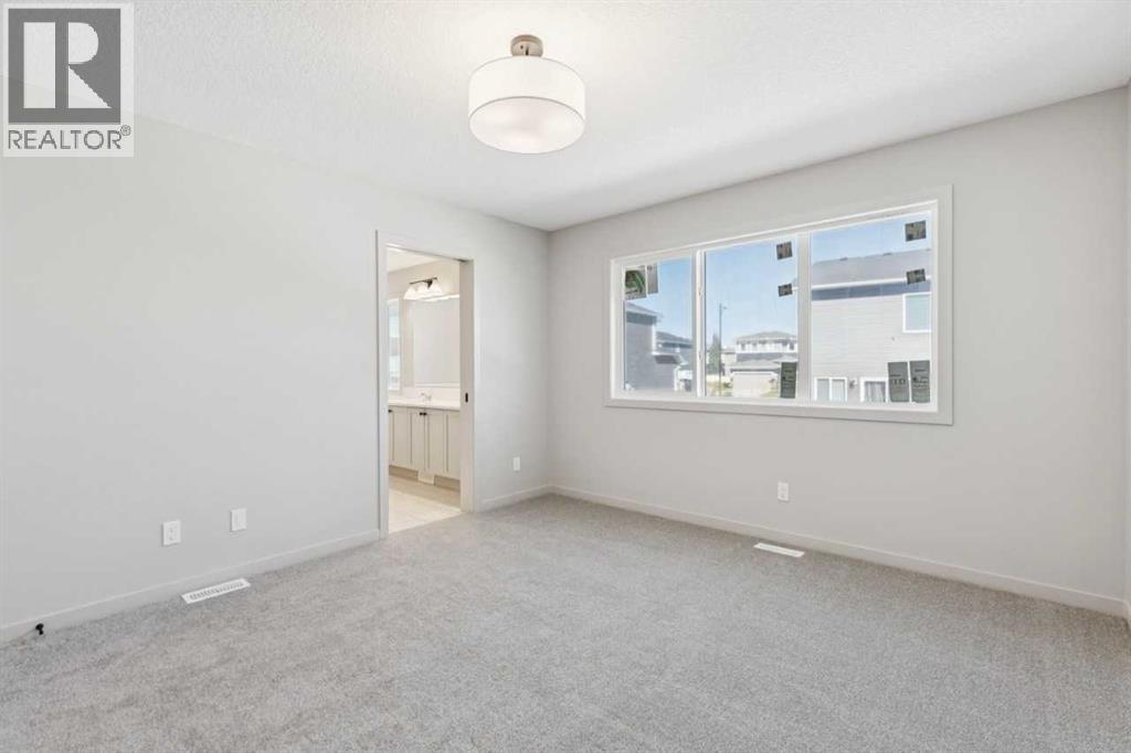 1062 Bayview Crescent SW - Image 23