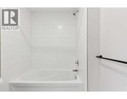 1062 Bayview Crescent Sw, Airdrie, AB T4B5N8 Photo 32