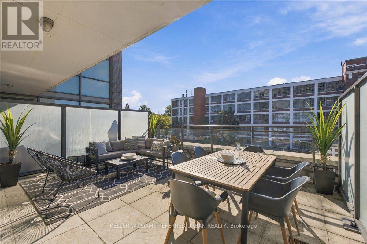 #317 319 CARLAW AVENUE - 31