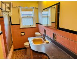 33 Lewiston Road, Toronto, ON M1P1X8 Photo 11