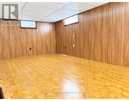 33 Lewiston Road, Toronto, ON M1P1X8 Photo 13