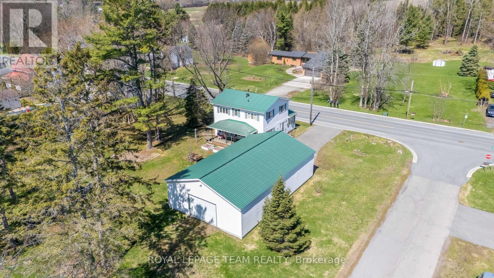 Property for sale at 12106 LAKESHORE DRIVE
