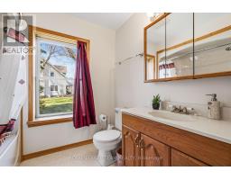 12106 Lakeshore Drive, South Dundas, ON K0C1X0 Photo 20