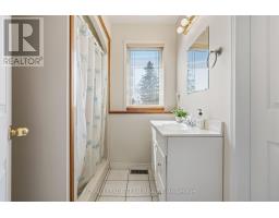 12106 Lakeshore Drive, South Dundas, ON K0C1X0 Photo 32
