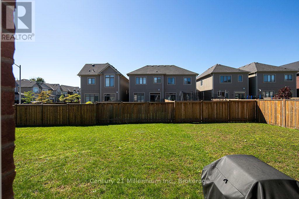 28 Barfoot Street — photo 15