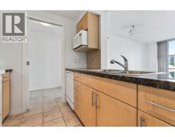 1005 193 Aquarius Mews, Vancouver, BC V6Z2Y3 Photo 21