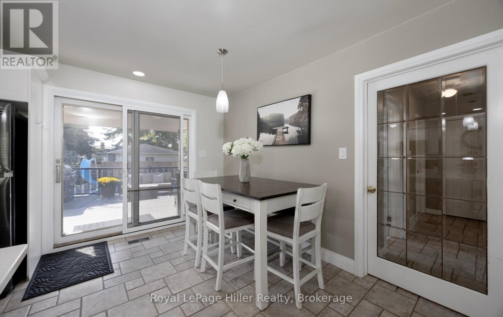 290 HOPE STREET - 13