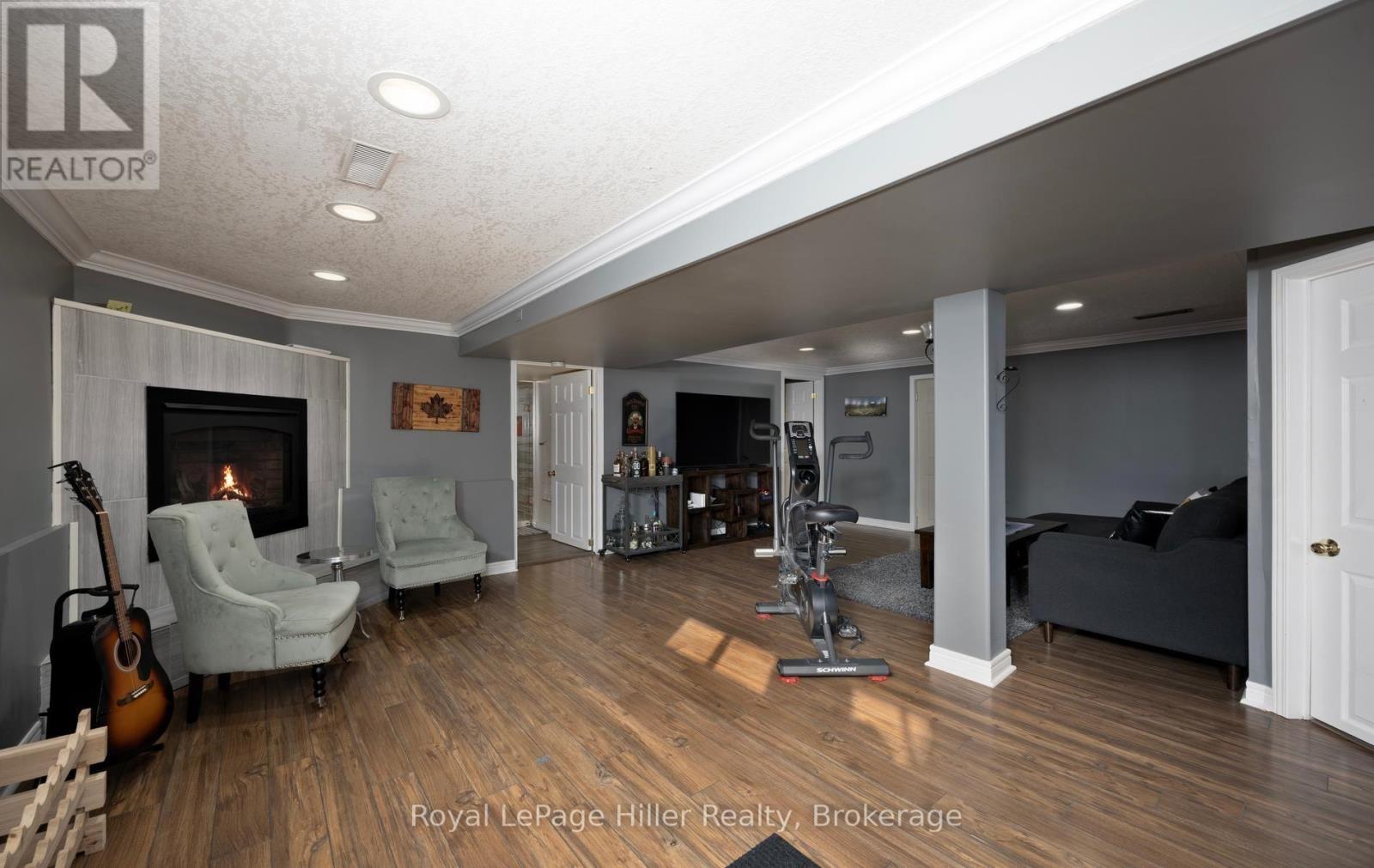 290 HOPE STREET - Image 20
