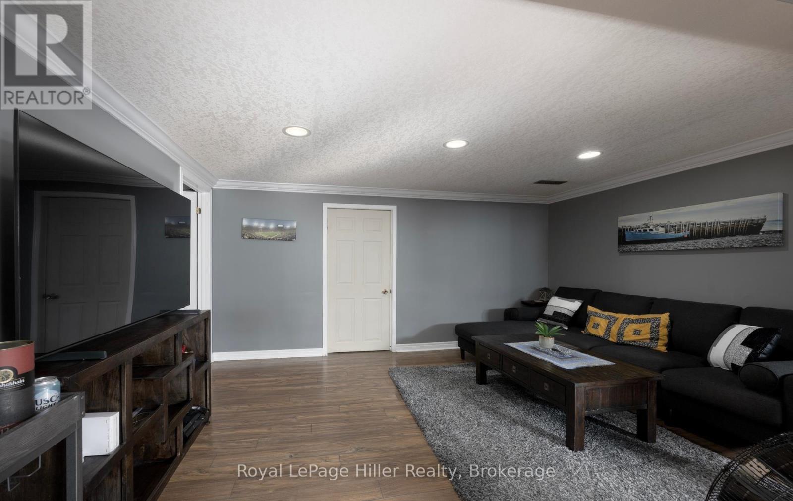 290 HOPE STREET - Image 21