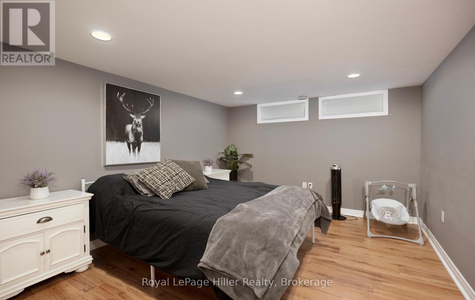 290 HOPE STREET - 26