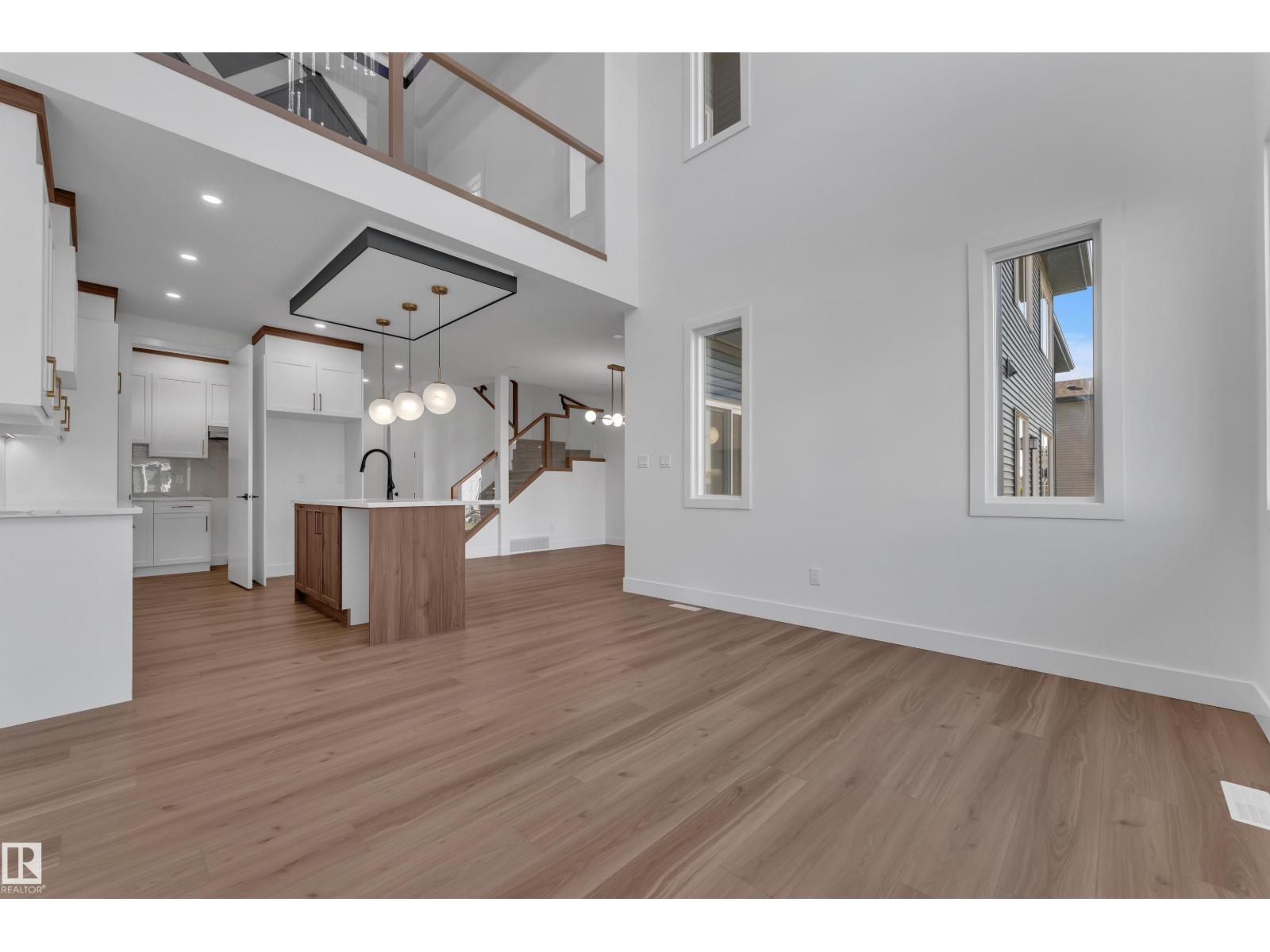 3604 44 AV - Image 23