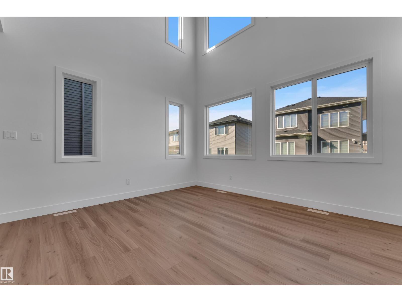 3604 44 AV - Image 24